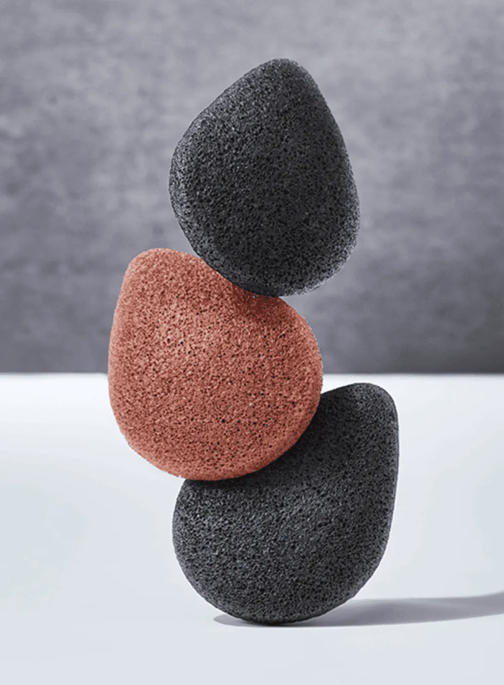 JEJU Volcanic Scoria Konjac Sponge (7g)
